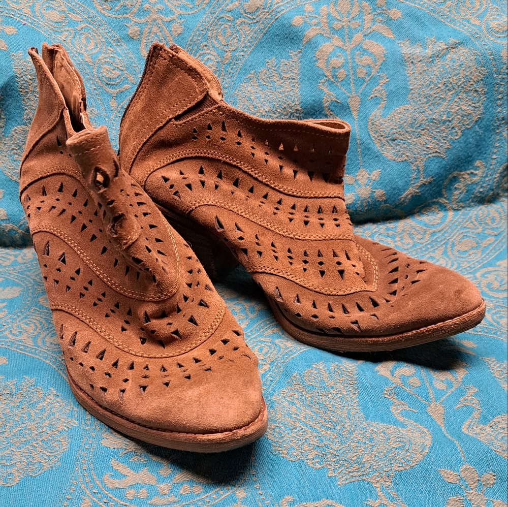 Sofft women's ankle boots